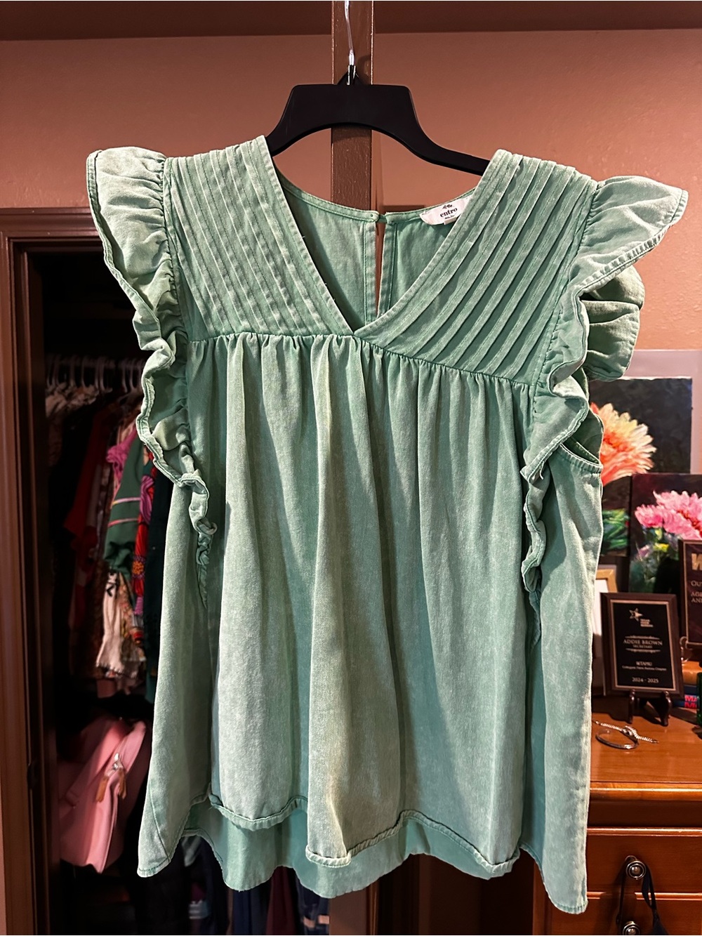 Entro - Mint Green Ruffle Sleeve V-Neck Top